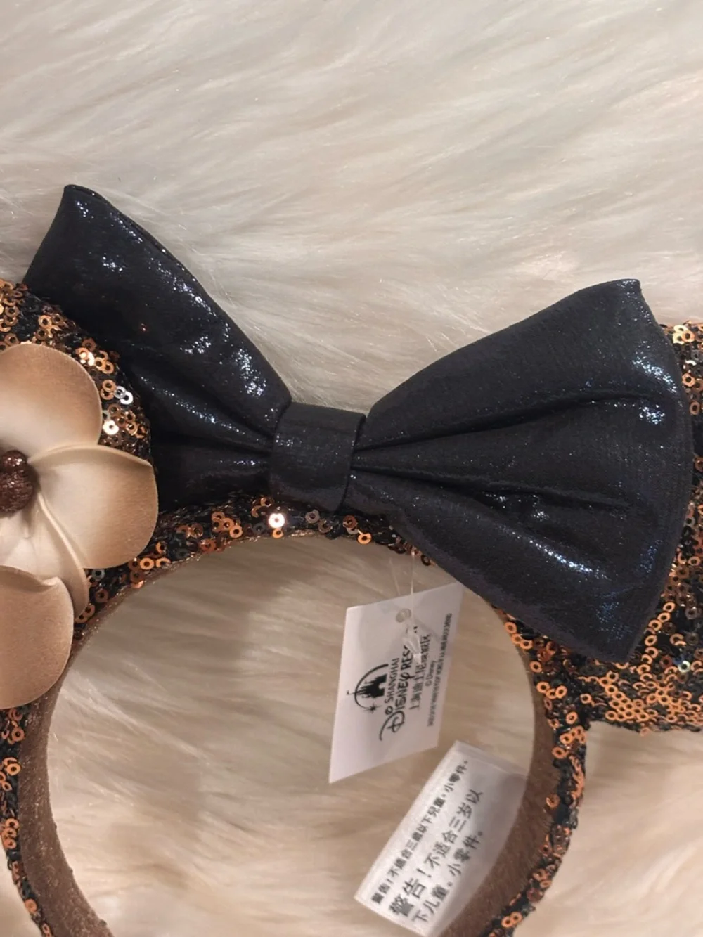 Shanghai Disney Resort Brown and Cream Plumeria Sequin Minnie Ears NWT